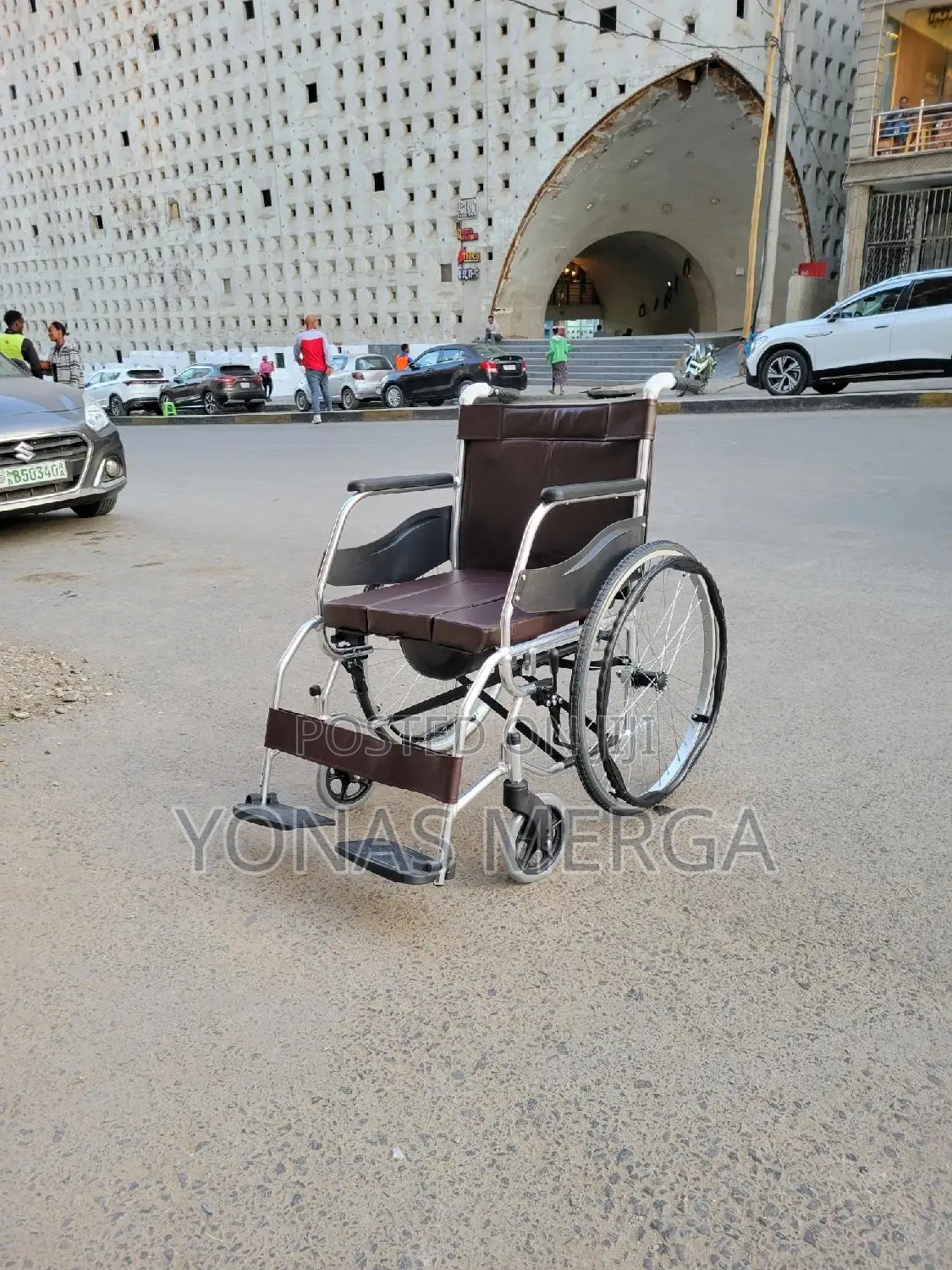 Toilet Wheelchair. With Wheels𡸜巨ideal Bathroom Aid for Elderly
