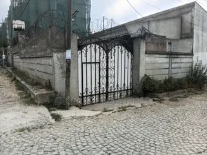 4bdrm House in Nasswe Real State, Nifas Silk-Lafto for sale