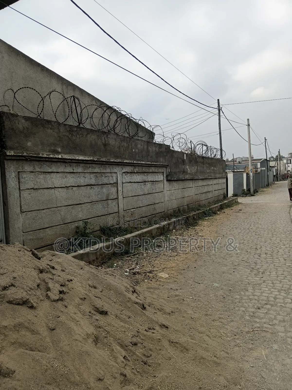 4bdrm House in Nasswe Real State, Nifas Silk-Lafto for sale