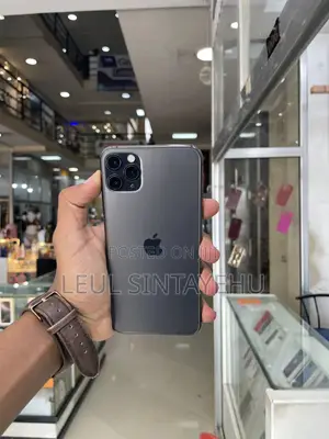 Apple iPhone 11 Pro Max 64 GB Black