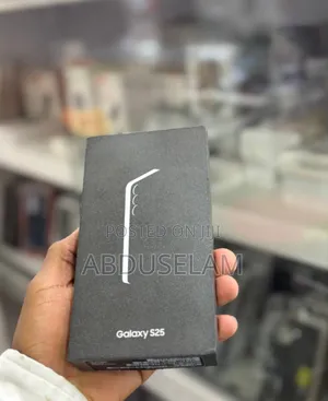 New Samsung Galaxy S25 256 GB White