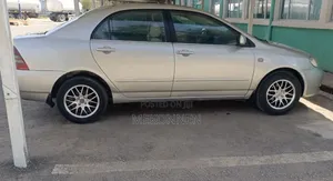 Toyota Corolla Sedan 2003 Gold