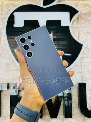 New Samsung Galaxy S22 Ultra 256 GB Silver