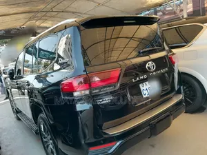 Toyota Land Cruiser 2022 Black