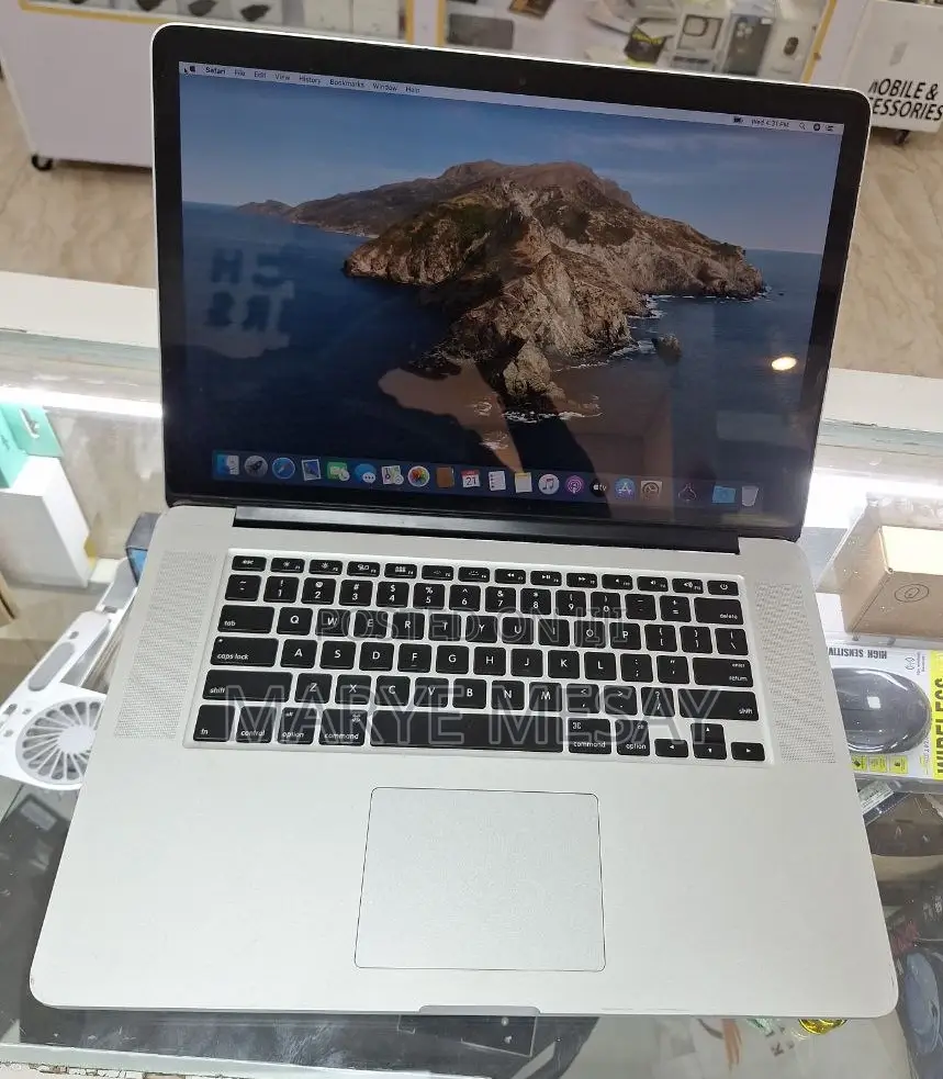 New Laptop Apple MacBook Pro 2014 16GB Intel Core I7 SSD 256GB