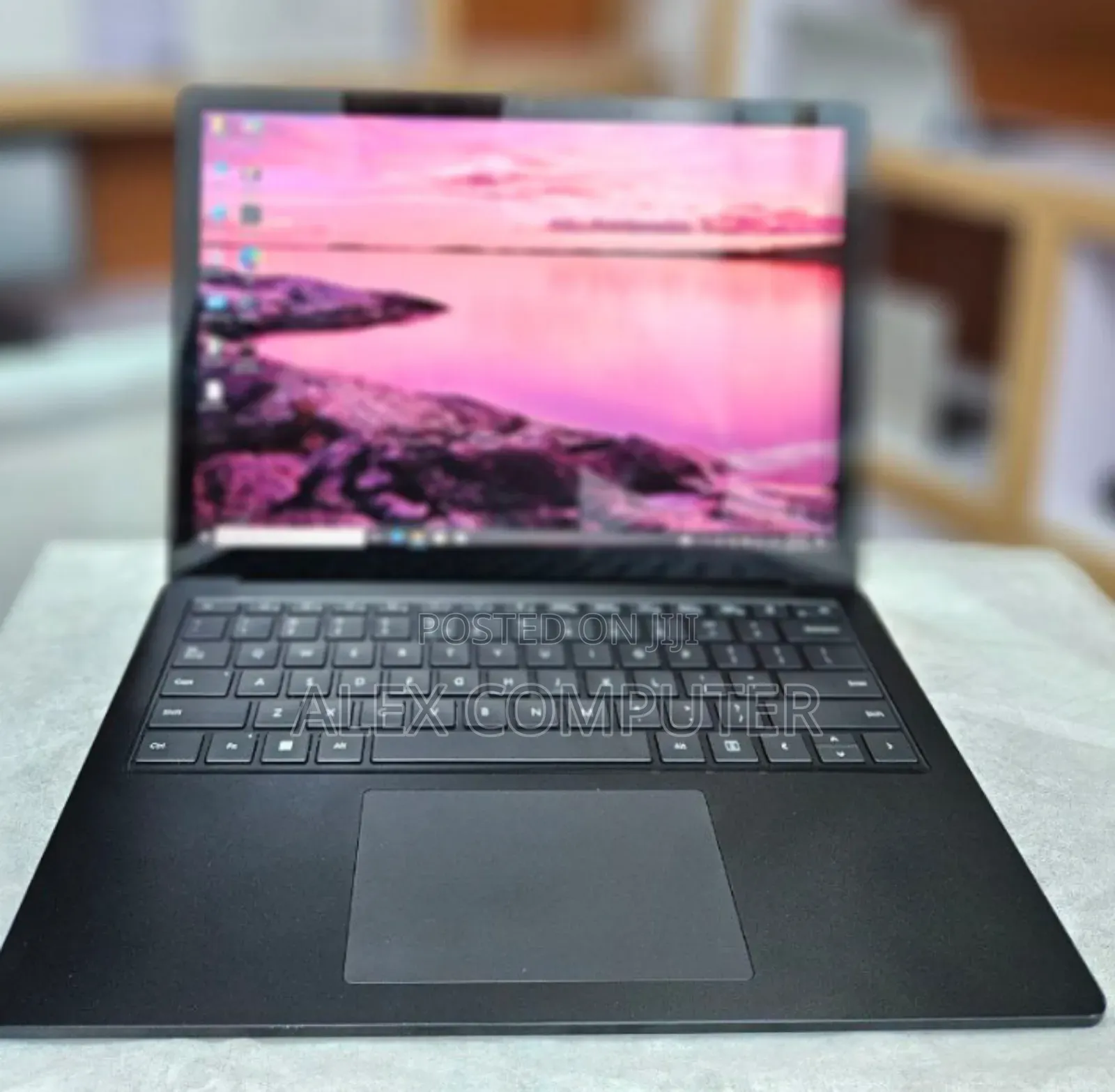 New Laptop Microsoft Surface Laptop 4 16GB Intel Core I7 SSD 512GB