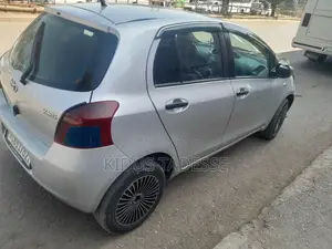 Toyota Yaris 2008 Silver