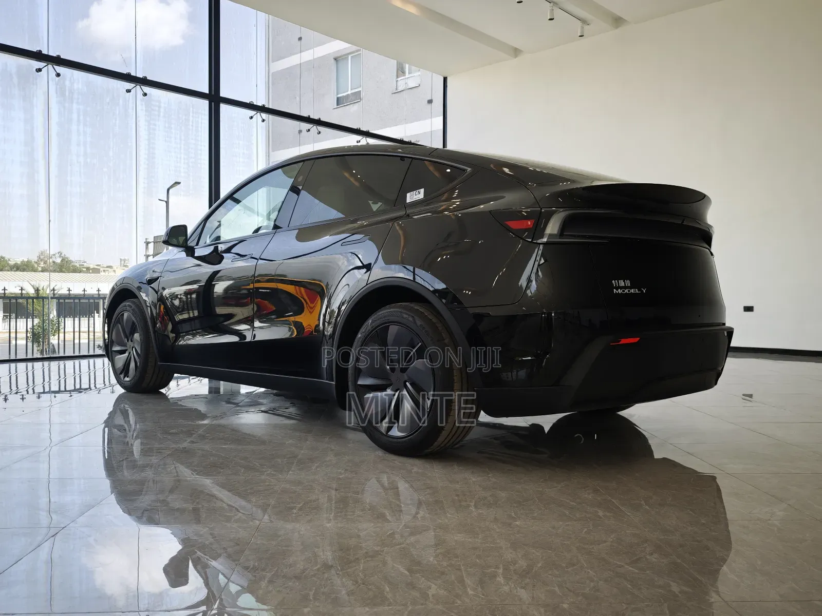 New Tesla Model Y Long Range RWD 2025 Black
