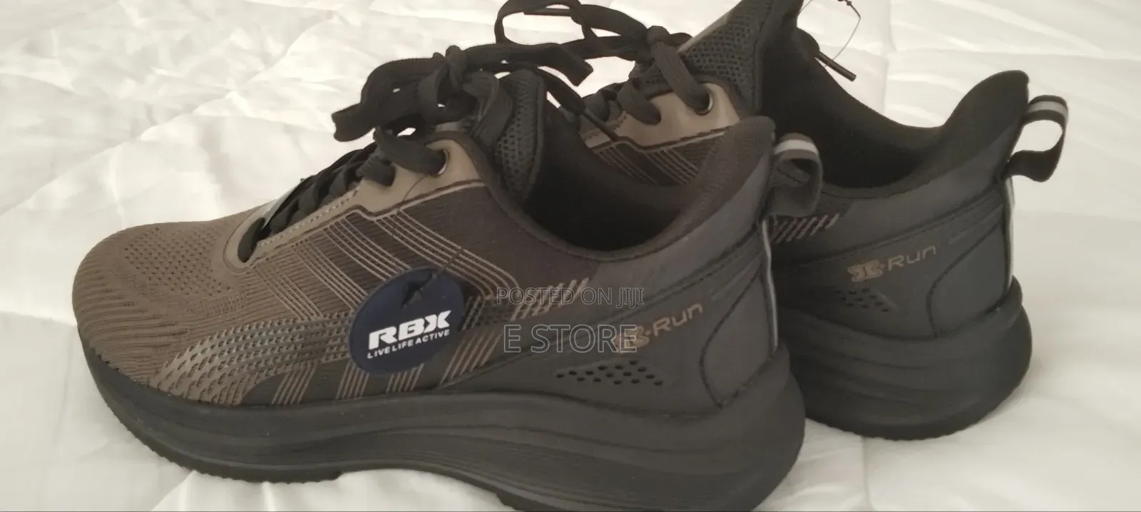 Sport Shoes  Size 40