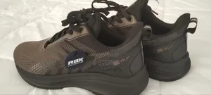 Sport Shoes  Size 40