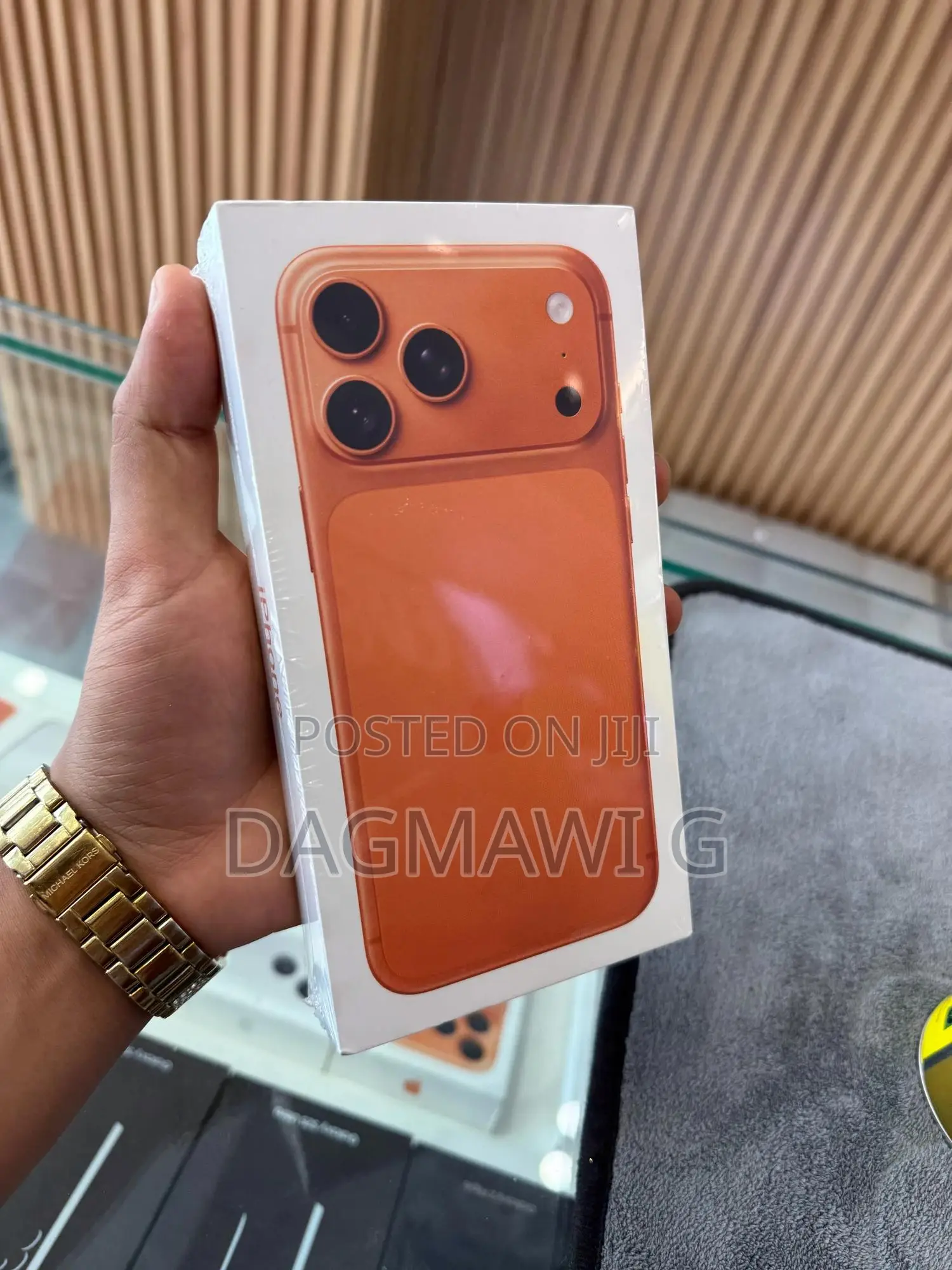 New Apple iPhone 17 Pro 256 GB Orange