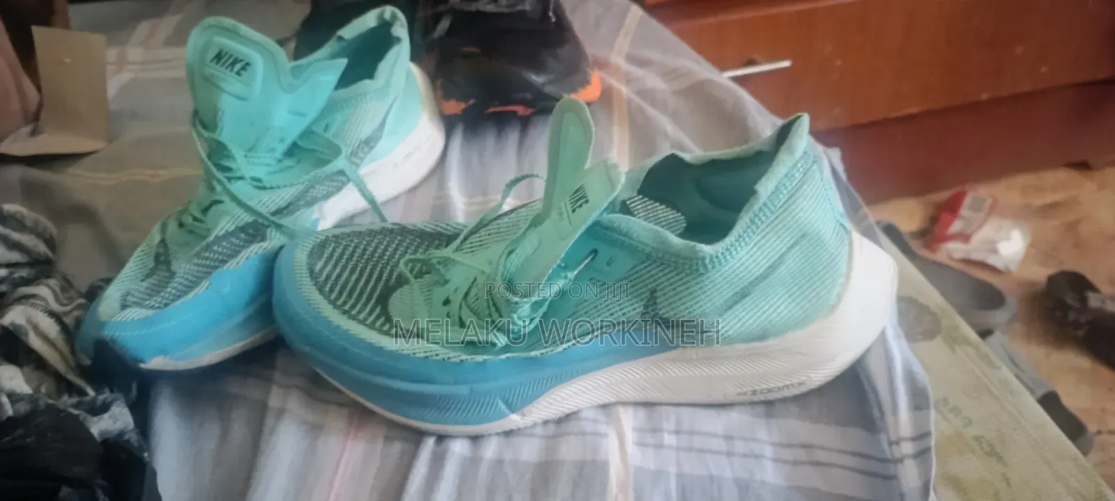 Shoes 2 ጫማ በአንድ 5500