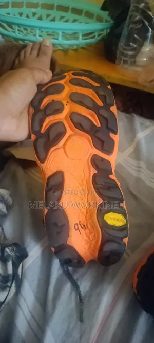 Shoes 2 ጫማ በአንድ 5500