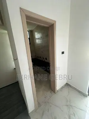 7bdrm House in G+2 House, Yeka for sale