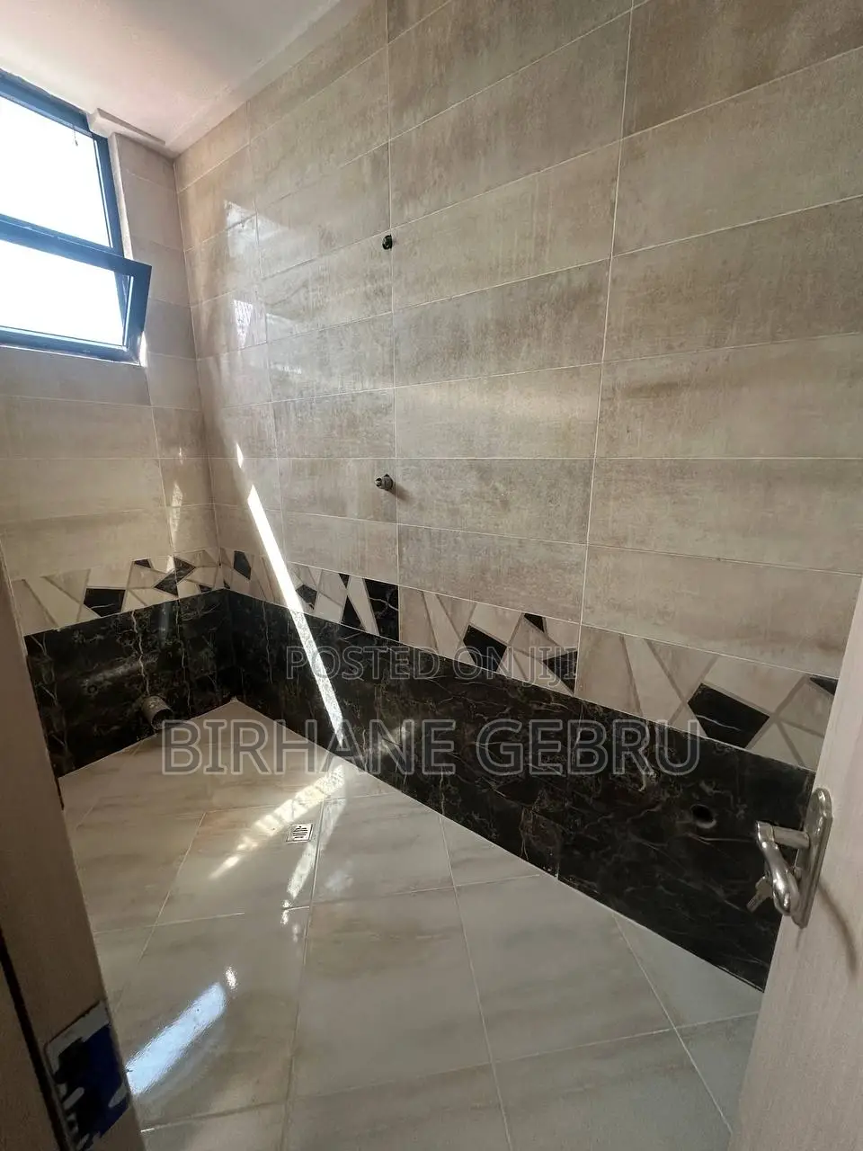 7bdrm House in G+2 House, Yeka for sale