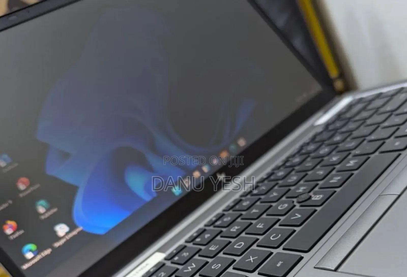 New Laptop HP ZBook Firefly G8 16GB Intel Core I7 SSD 512GB