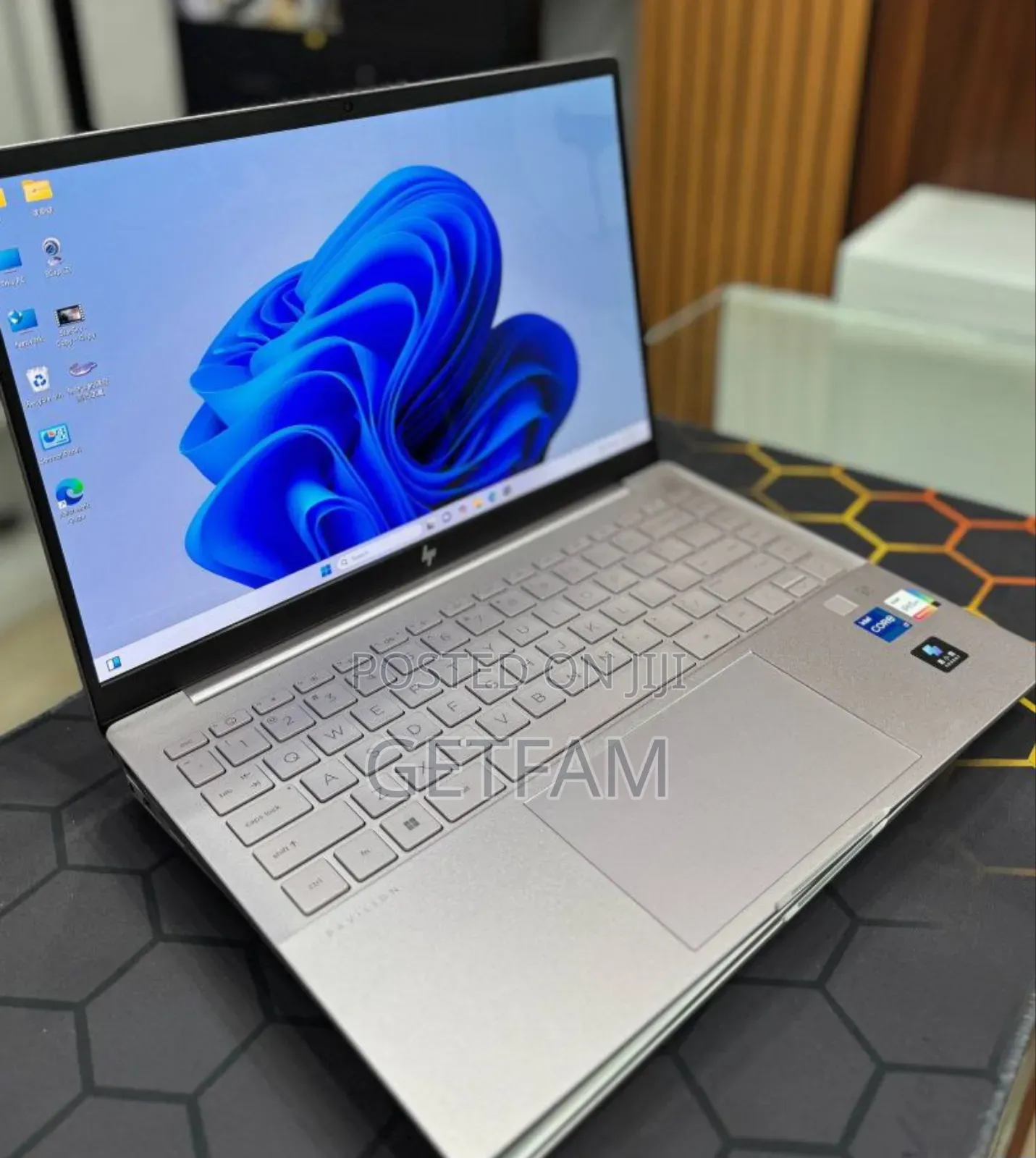 New Laptop HP Pavilion 15 16GB Intel SSD 1T