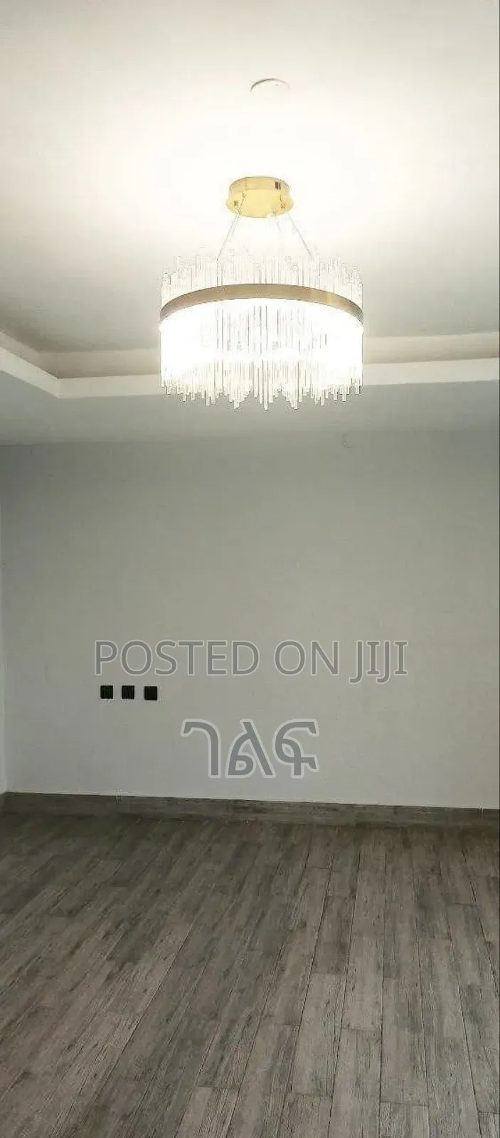 7bdrm Apartment in የሚሸጥ ቤት አያት ጅ+2, Bole for sale