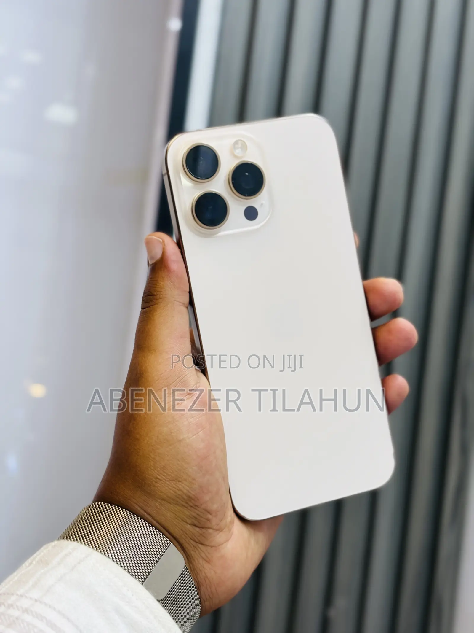 Apple iPhone 16 Pro Max 256 GB Gold