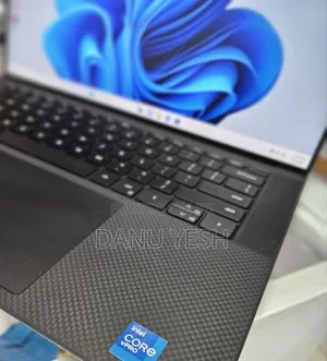 New Laptop Dell Precision 5540 16GB Intel Core I7 SSD 1T