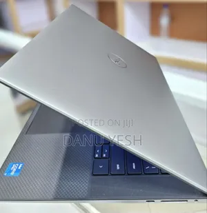 New Laptop Dell Precision 5540 16GB Intel Core I7 SSD 1T