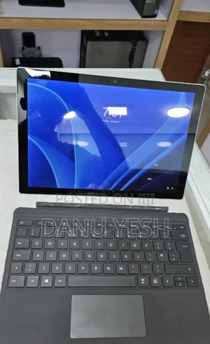 New Laptop Microsoft Surface Pro 7 16GB Intel Core I7 SSD 256GB