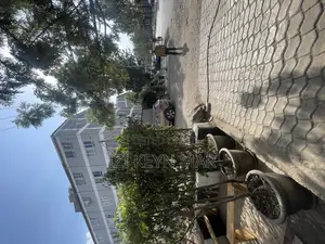 3bdrm Condo in Condominium, Bole for sale