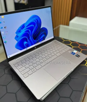 New Laptop HP Pavilion 14 16GB Intel Core I7 SSD 1T