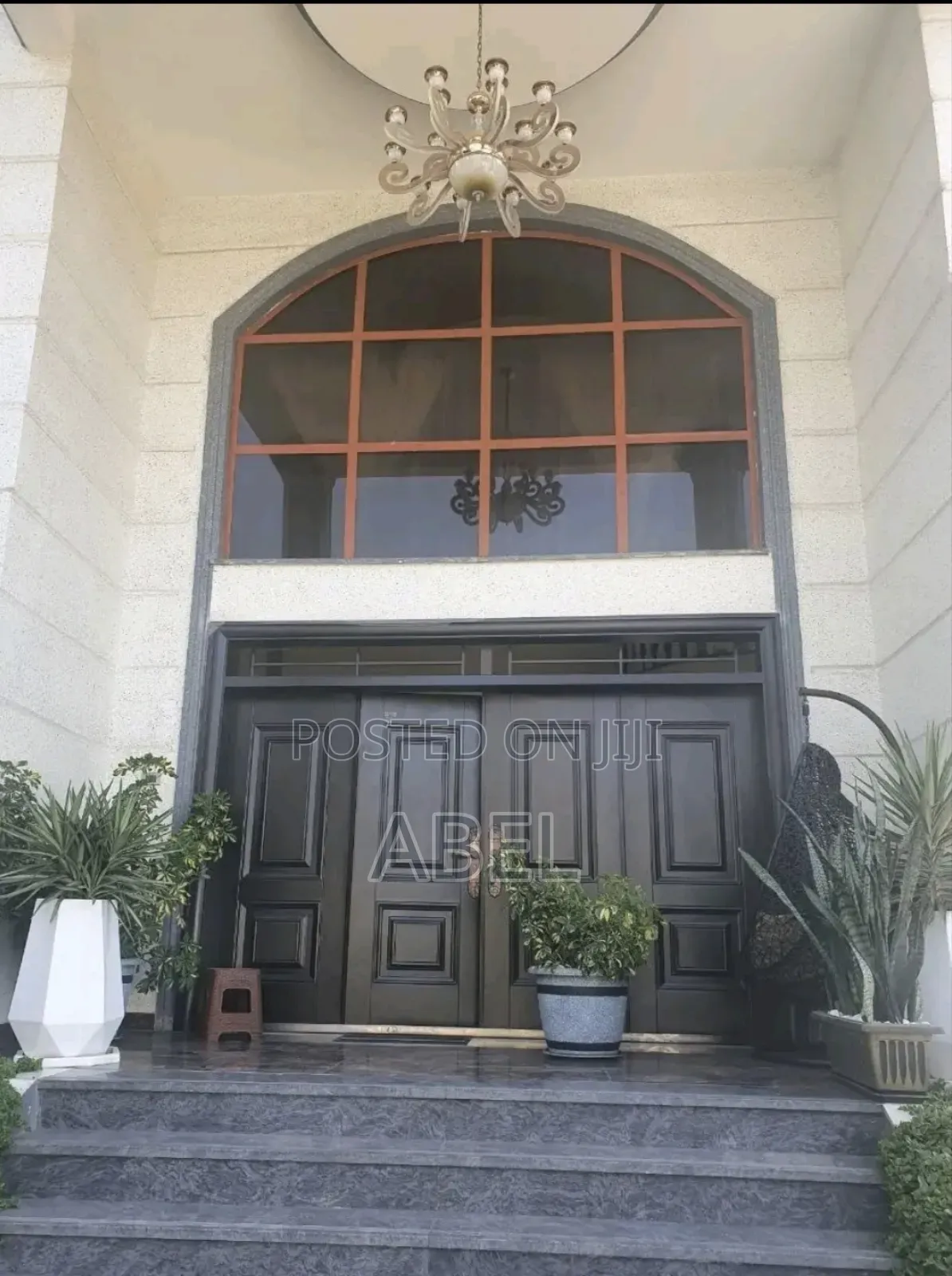 አስተማማኝ ጋሻ Victor