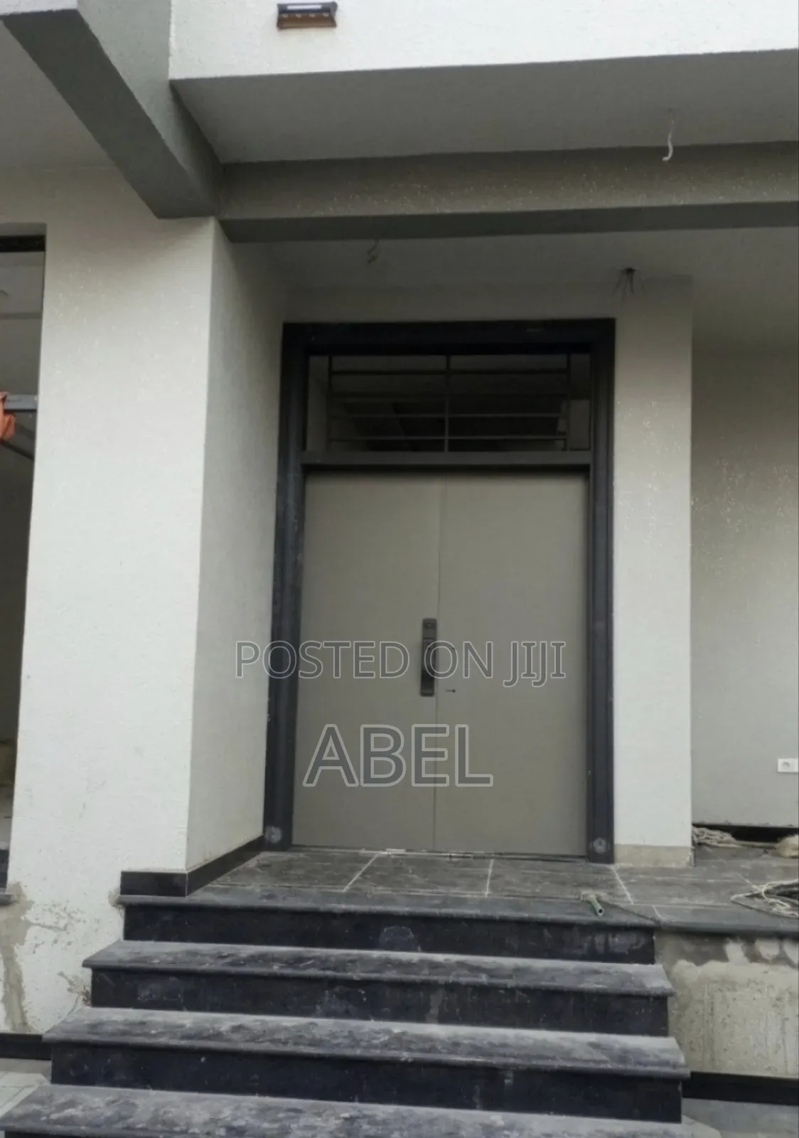 ከሙሉ ዋስትና ጋር Victor