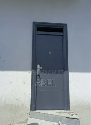 ከሙሉ ዋስትና ጋር Victor