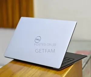 New Laptop Dell XPS 15 8GB Intel SSD 512GB