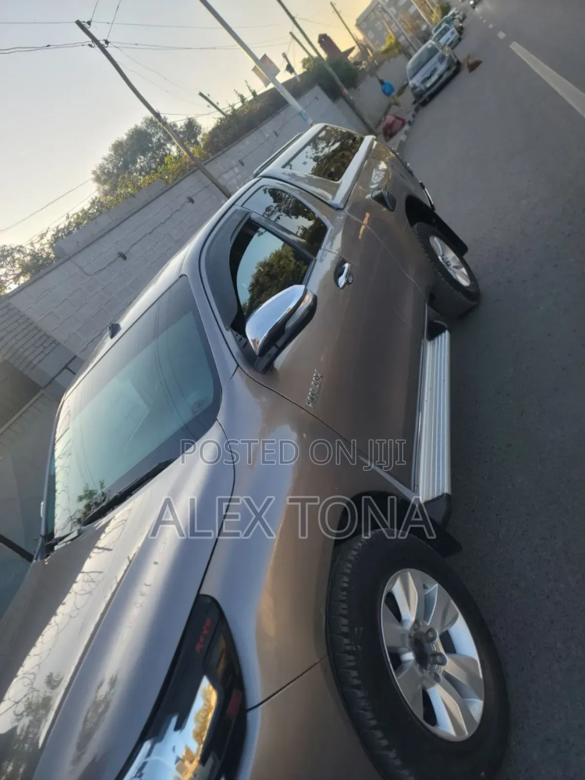 Toyota Hilux 2019 Gray