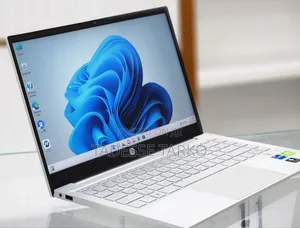 New Laptop HP Pavilion 14 16GB Intel Core I5 SSD 512GB