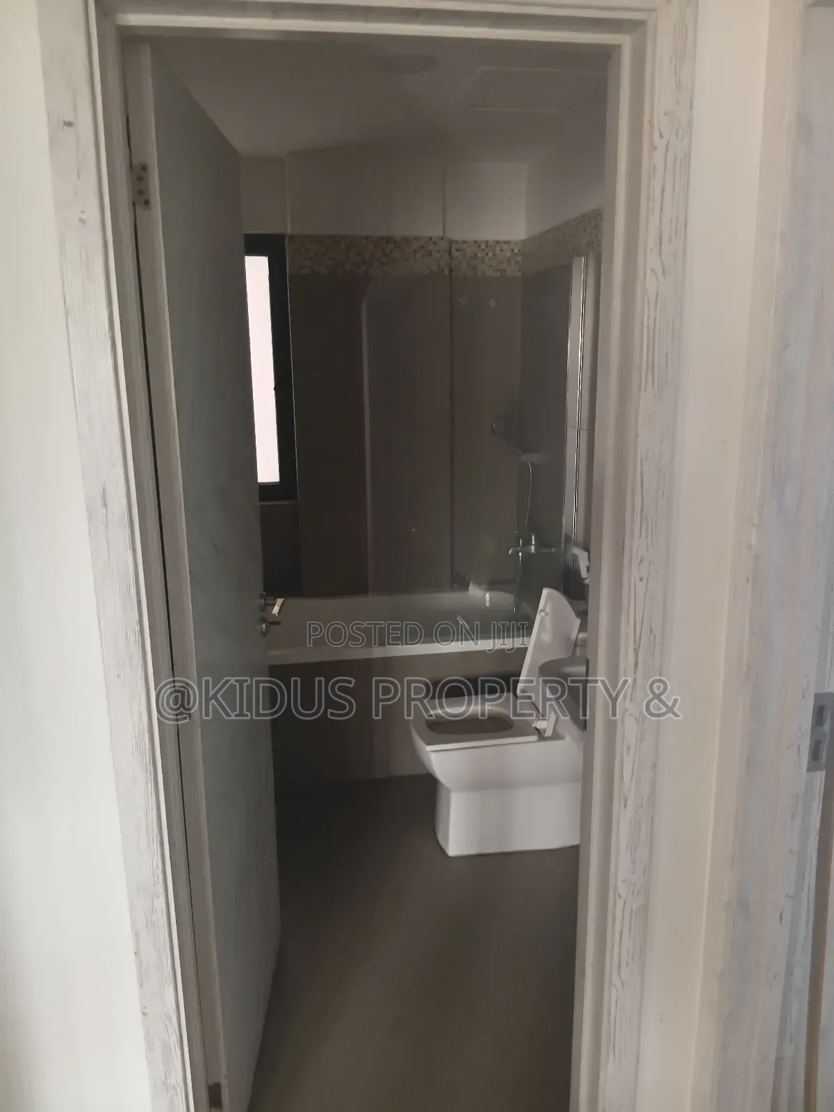 Furnished 2bdrm Apartment in Bisrate Gebreale, Nifas Silk-Lafto