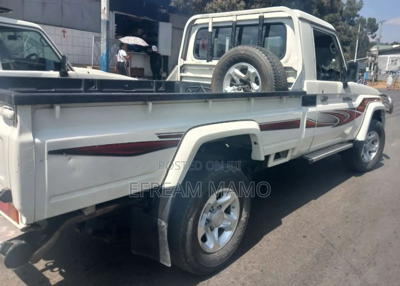 Toyota Land Cruiser 2016 White