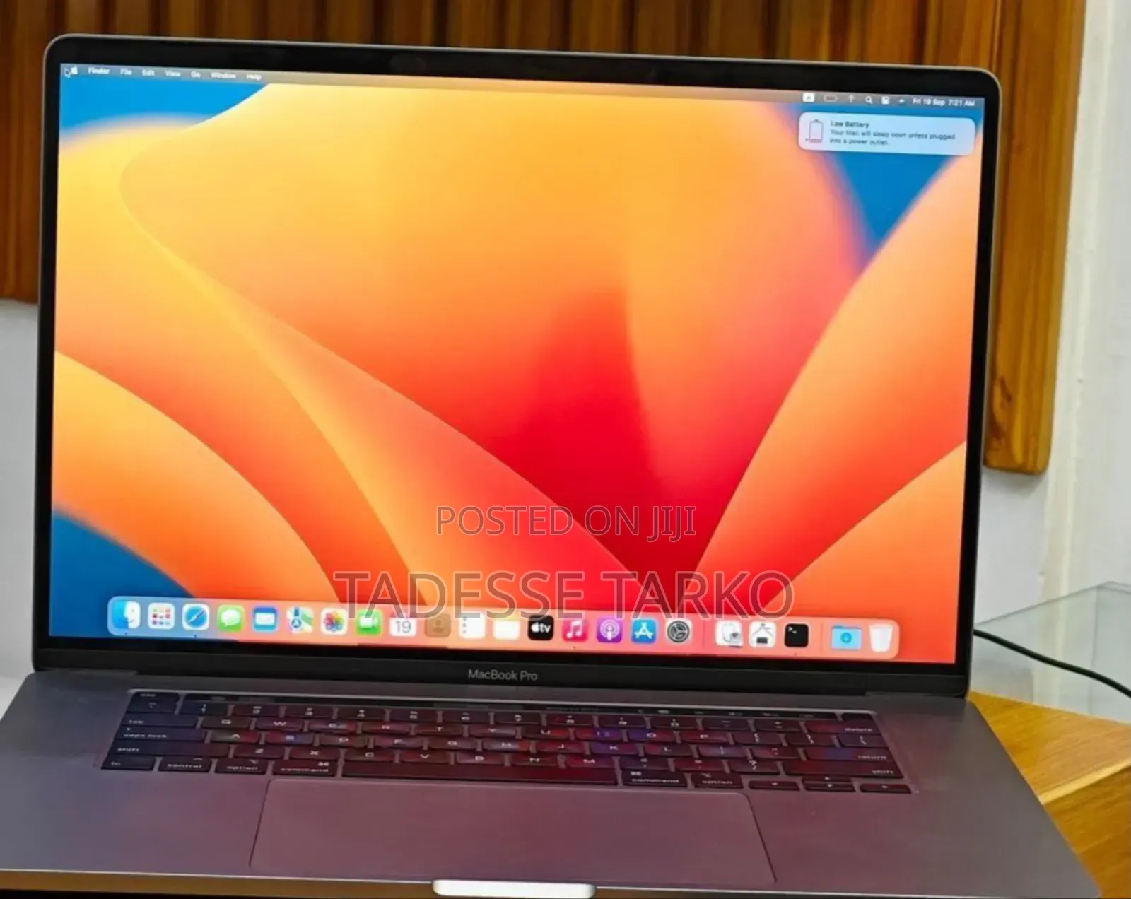 New Laptop Apple MacBook Pro 2019 16GB Intel Core I7 SSD 512GB