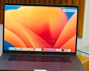 New Laptop Apple MacBook Pro 2019 16GB Intel Core I7 SSD 512GB