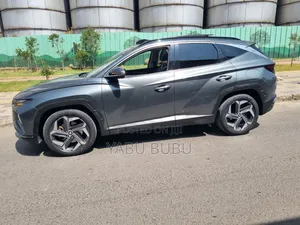 Hyundai Tucson 2022 Green