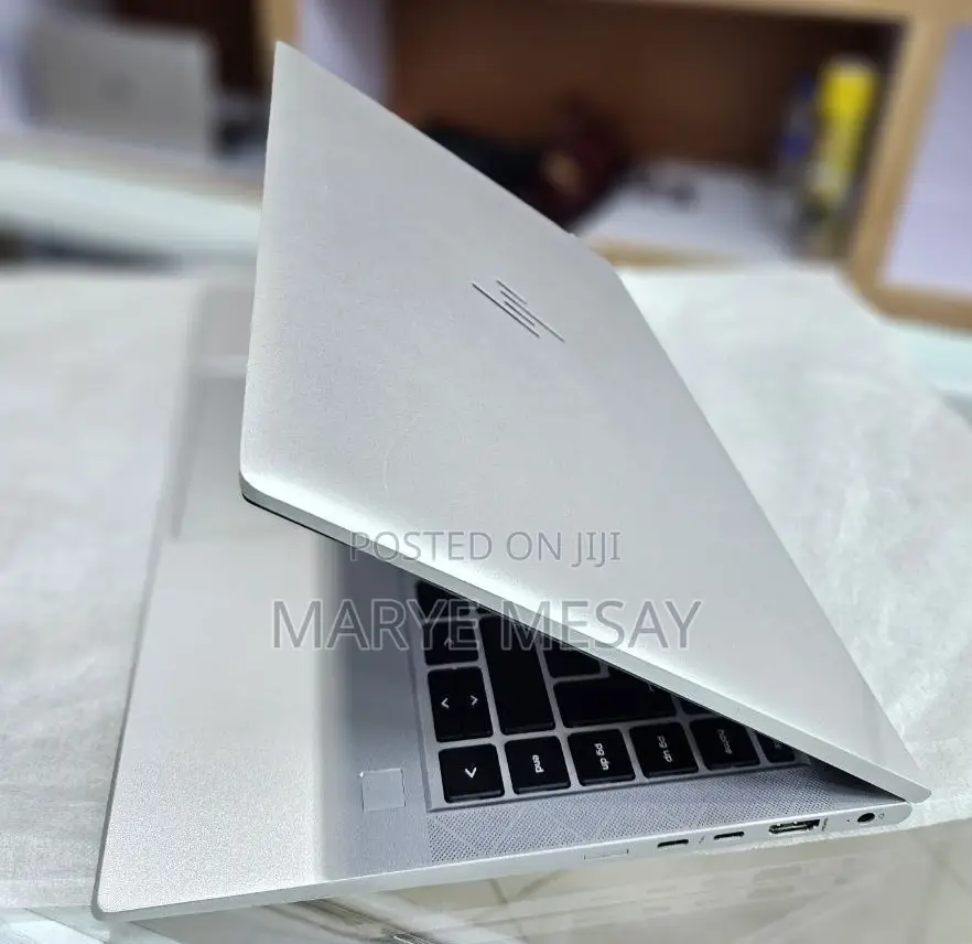 New Laptop HP EliteBook 840 G8 16GB Intel Core I7 SSD 512GB