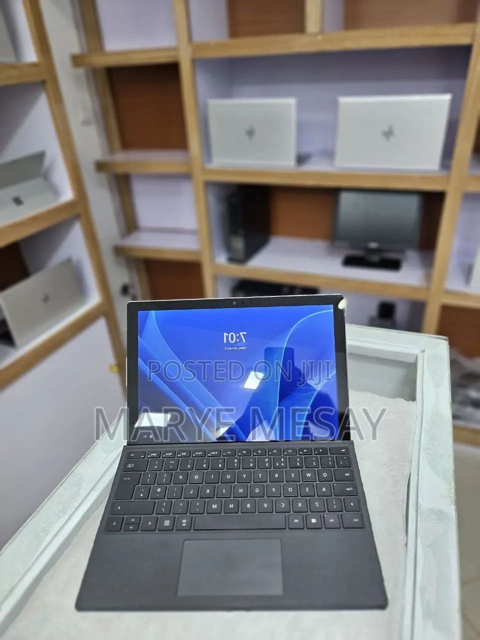 New Laptop Microsoft Surface Pro 7 16GB Intel Core I7 SSD 256GB