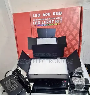 Camera Light Led 600 Light for Photography With Stand Adjustment