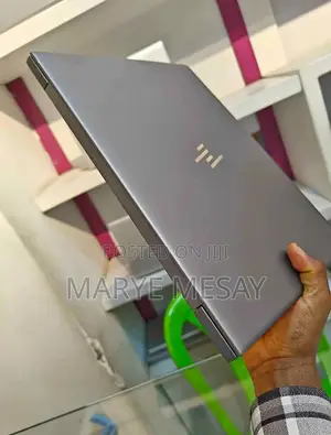 New Laptop HP ZBook Studio G5 8GB Intel Core I5 SSD 512GB