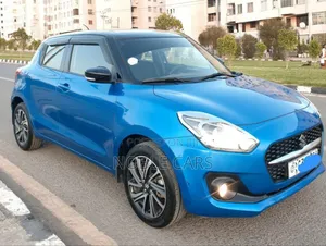 Suzuki Swift 2023 Blue