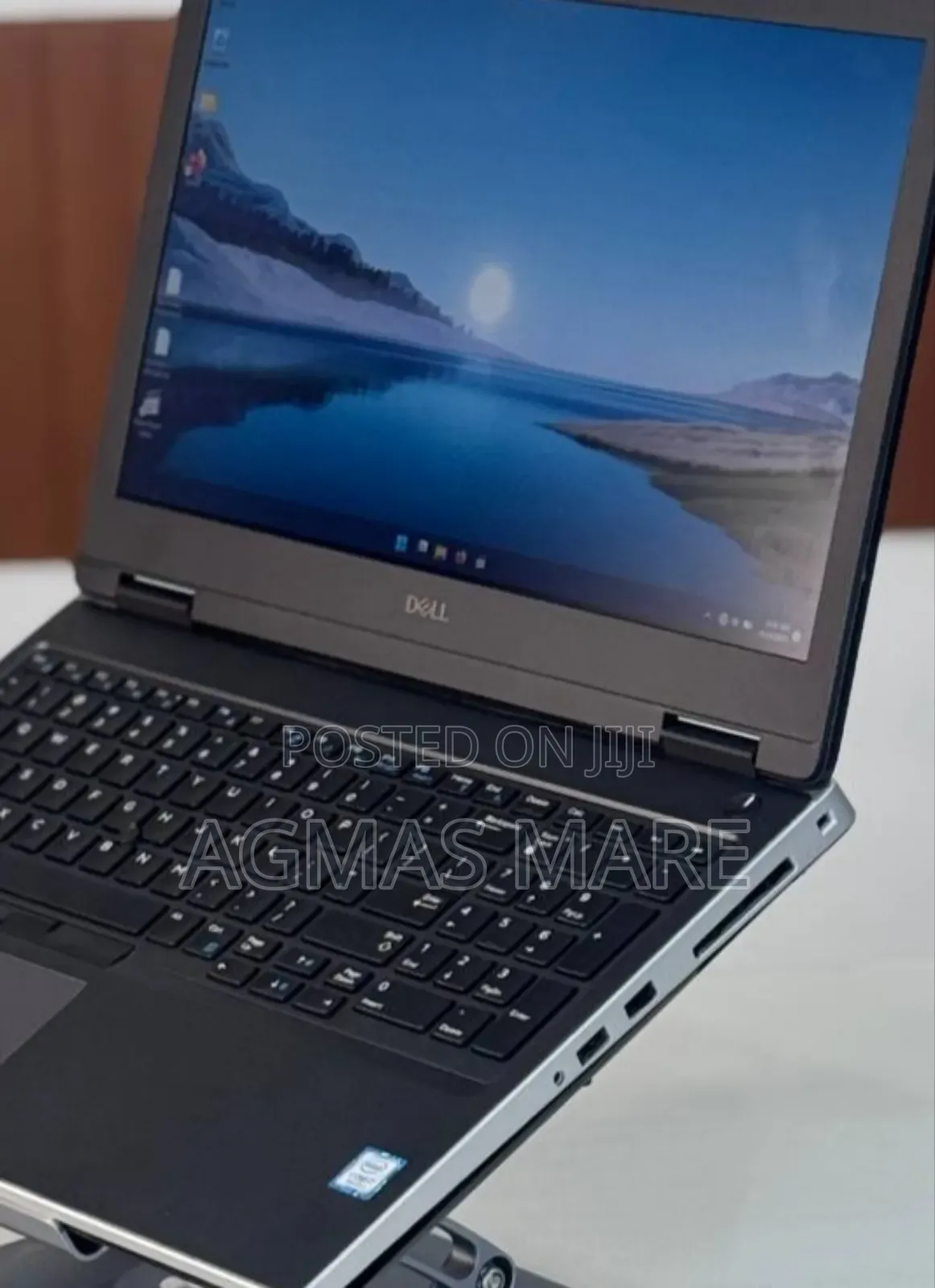 New Laptop Dell Precision 7540 16GB Intel Core I7 SSD 32GB