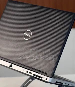 New Laptop Dell Precision 7540 16GB Intel Core I7 SSD 32GB