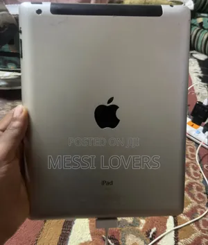 New Apple iPad 2 Wi-Fi 32 GB Gray