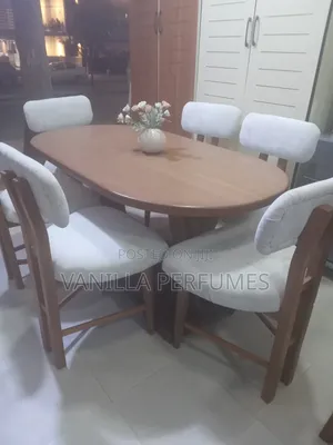 Dining Table Wanza