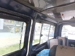 Toyota Grand HiAce 2007 Blue