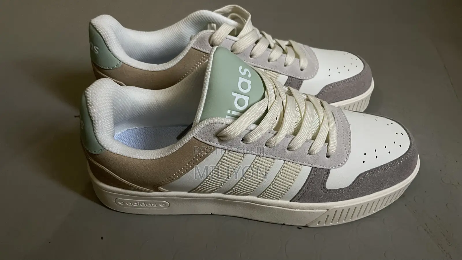 Adidas D-Pad Classic Shoes